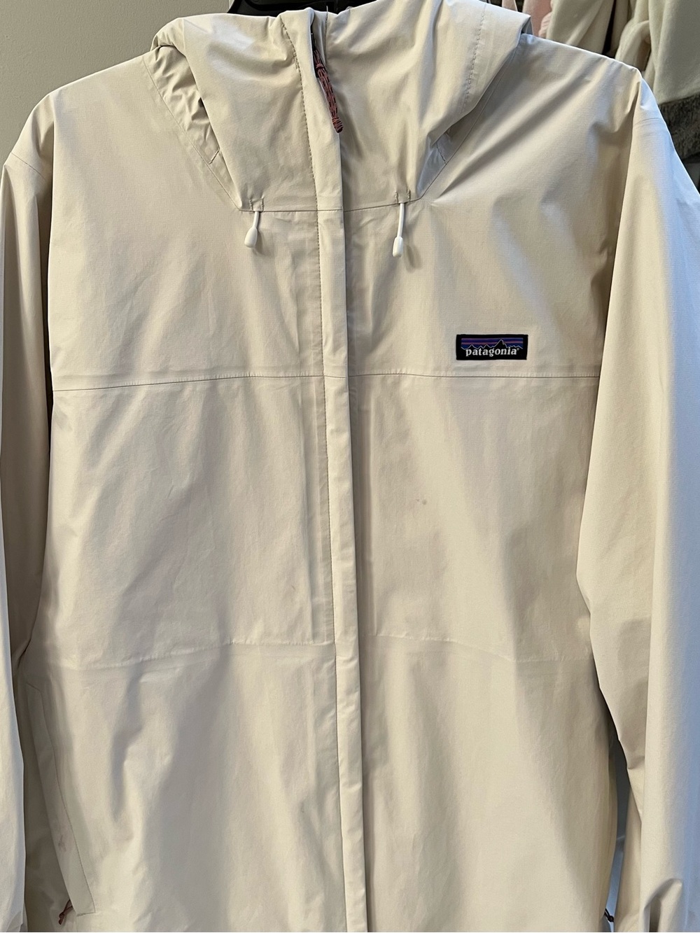 Patagonia Hooded Rain Coat in White Birch